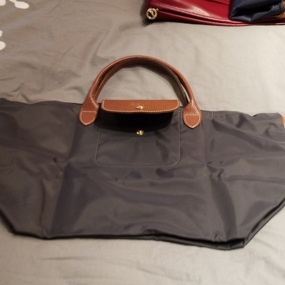 Longchamp satchel 18 x 11 x8